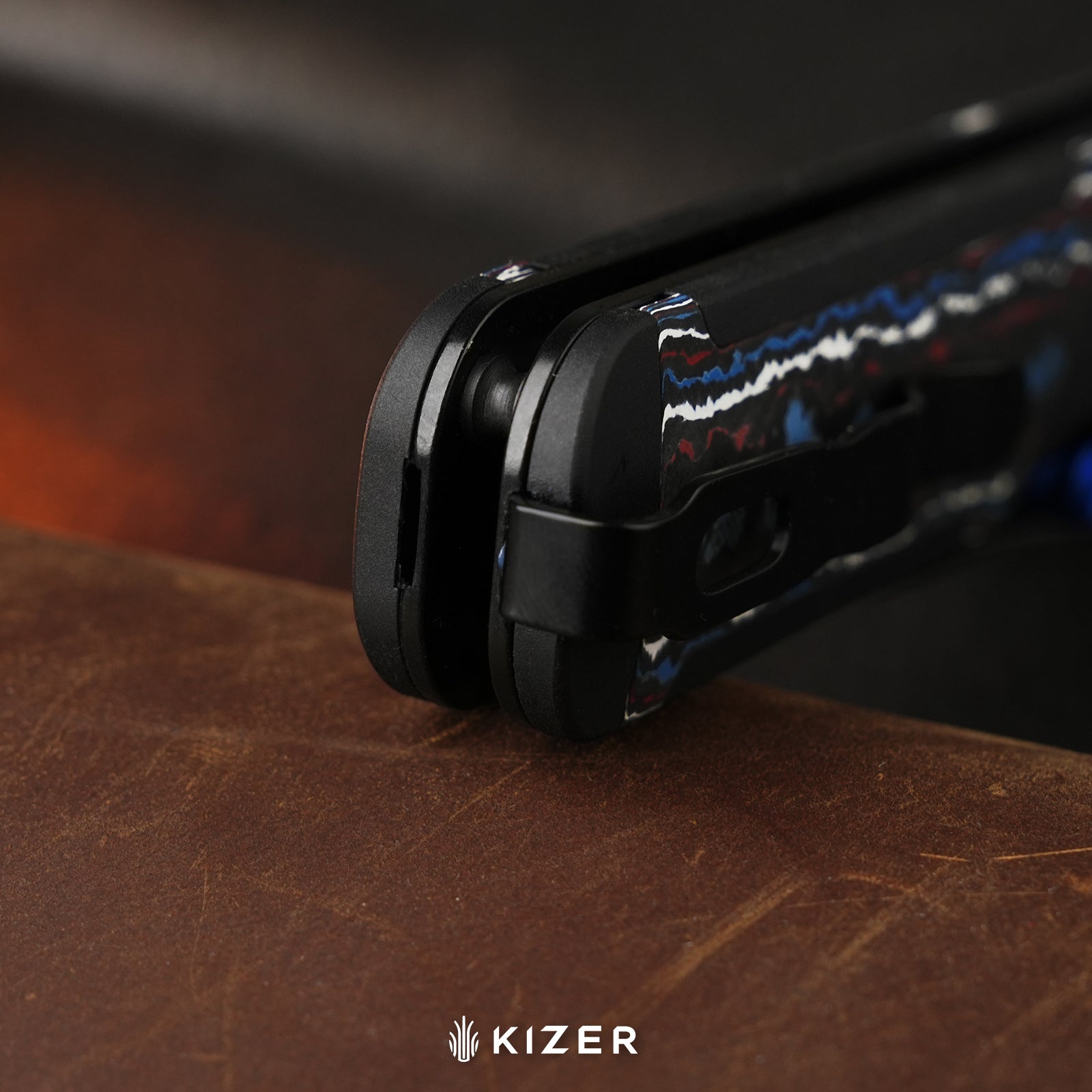Militaw 315 KwikSwap™ | Kizer Clutch Lock™ | Elmax + Matte DLC Ultra | Aluminum & FatCarbon Purple Haze | KizerB™ 3634.31CDA1