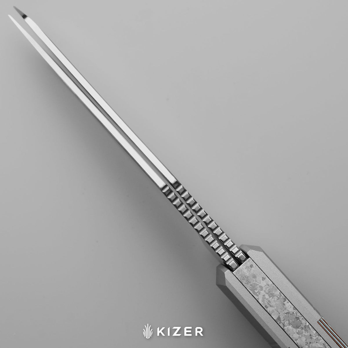 Trestle TP AirTi | BD1N Dual-Blade Clip Point & Spey Point | KStop™ 105° Half-Stop Trapper | Aluminum & vortex pattern micarta | KizerB™ 3761TPA2