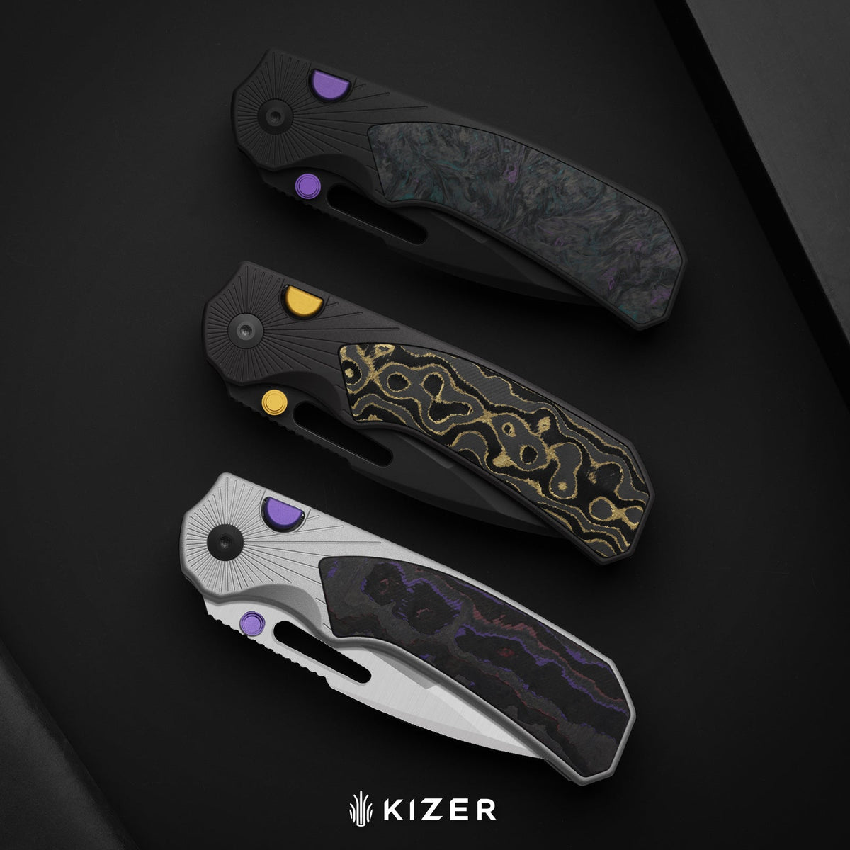 Durandal | Kizer Button Liner Lock™ | Aluminum & Fatcarbon® Camo Gold | S35VN + Gunmetal Gray PVD Coating | KizerB™ 3765BD2