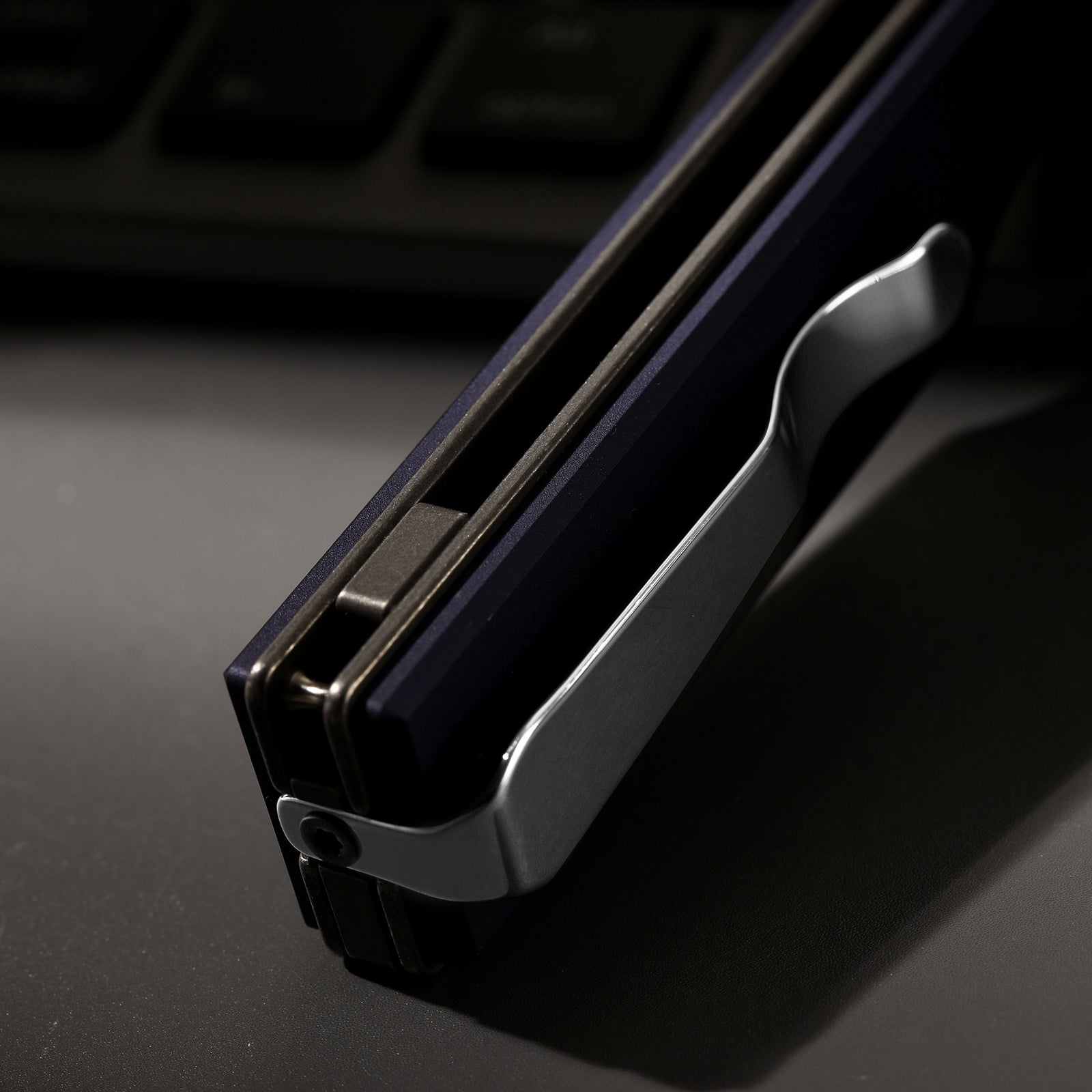 Little Ringbo | Kizer Button Liner Lock™ | Aluminum | AEB-L Satin | KizerV™ 3708A1