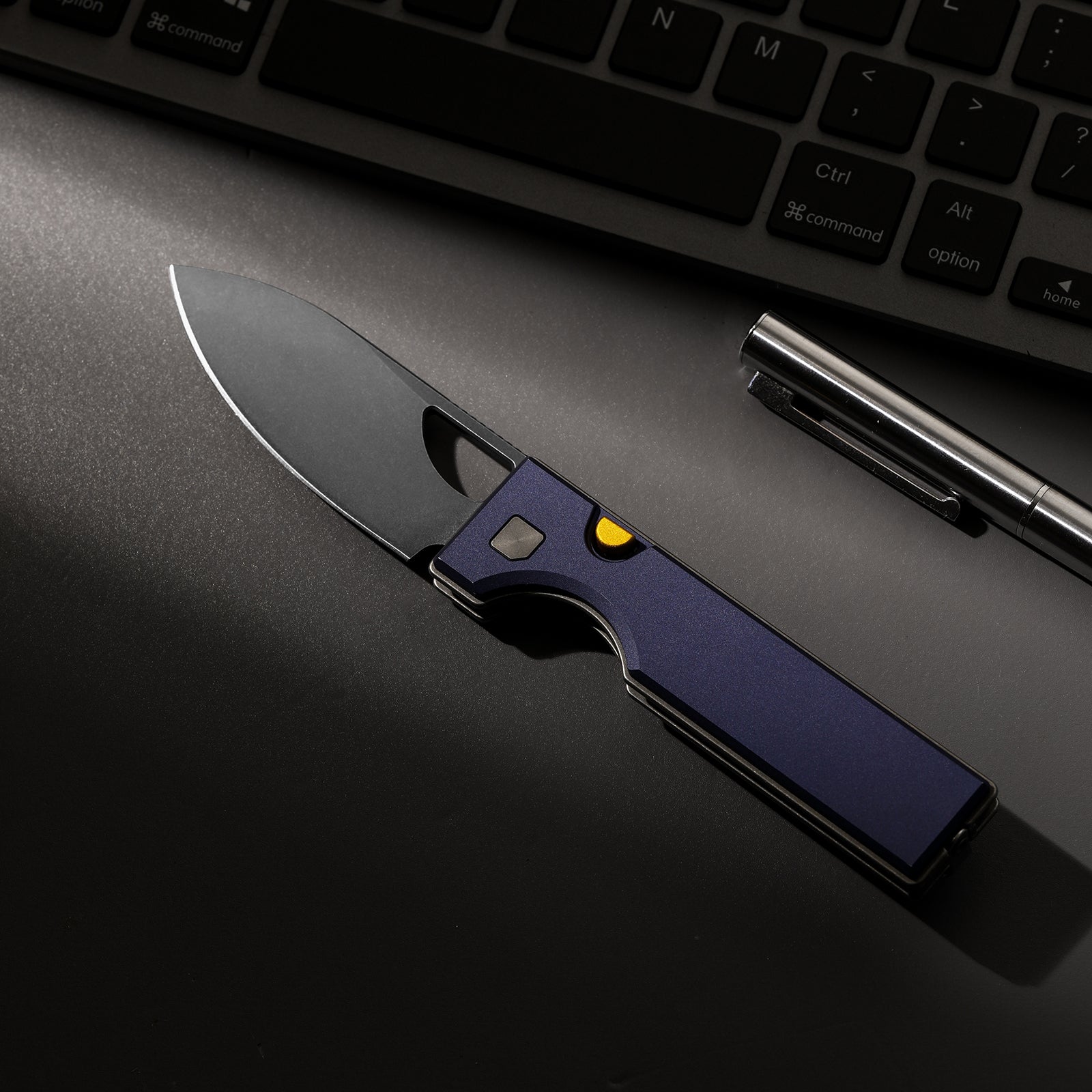 Little Ringbo | Kizer Button Liner Lock™ | Aluminum | AEB-L Satin | KizerV™ 3708A1