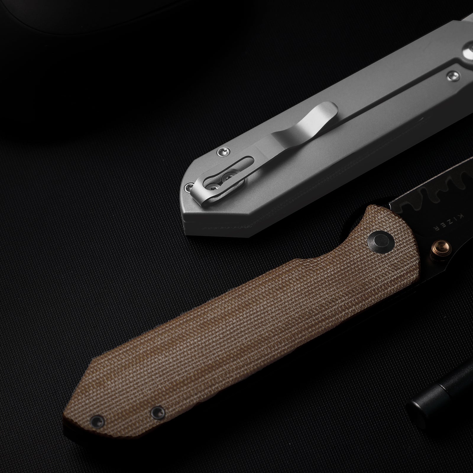 HARPOON FOLD | Elmax + Hollow Grind + Satin | FRAME LOCK | Titanium & Norplex UltreX™ Micarta | KizerB™ 4784A2