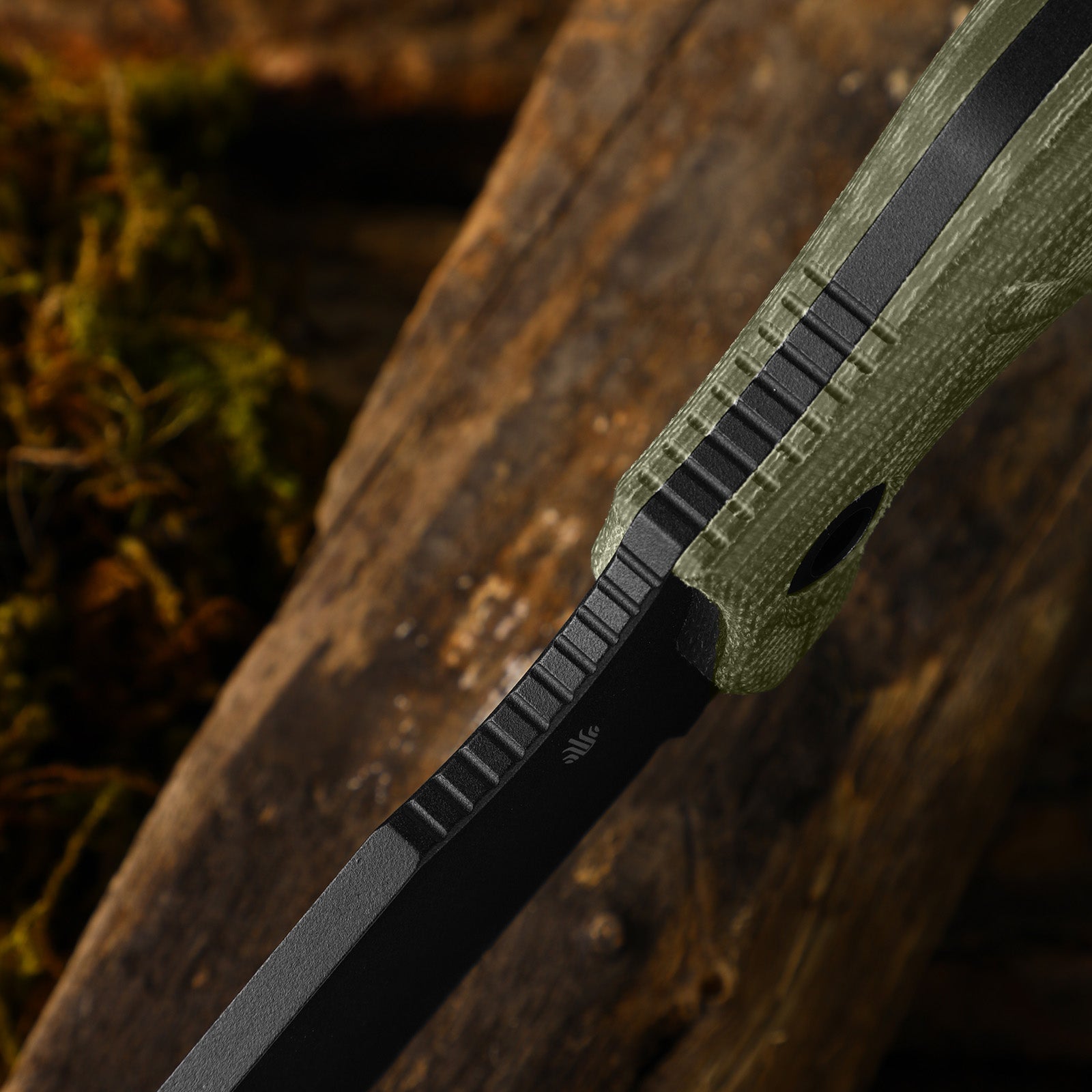 Sheepdog® Survival | 5.5mm x 5.28" | Hammer Pommel & Bow Drill Divot | Black Coated 1095 Steel | KizerV™ 1105A4