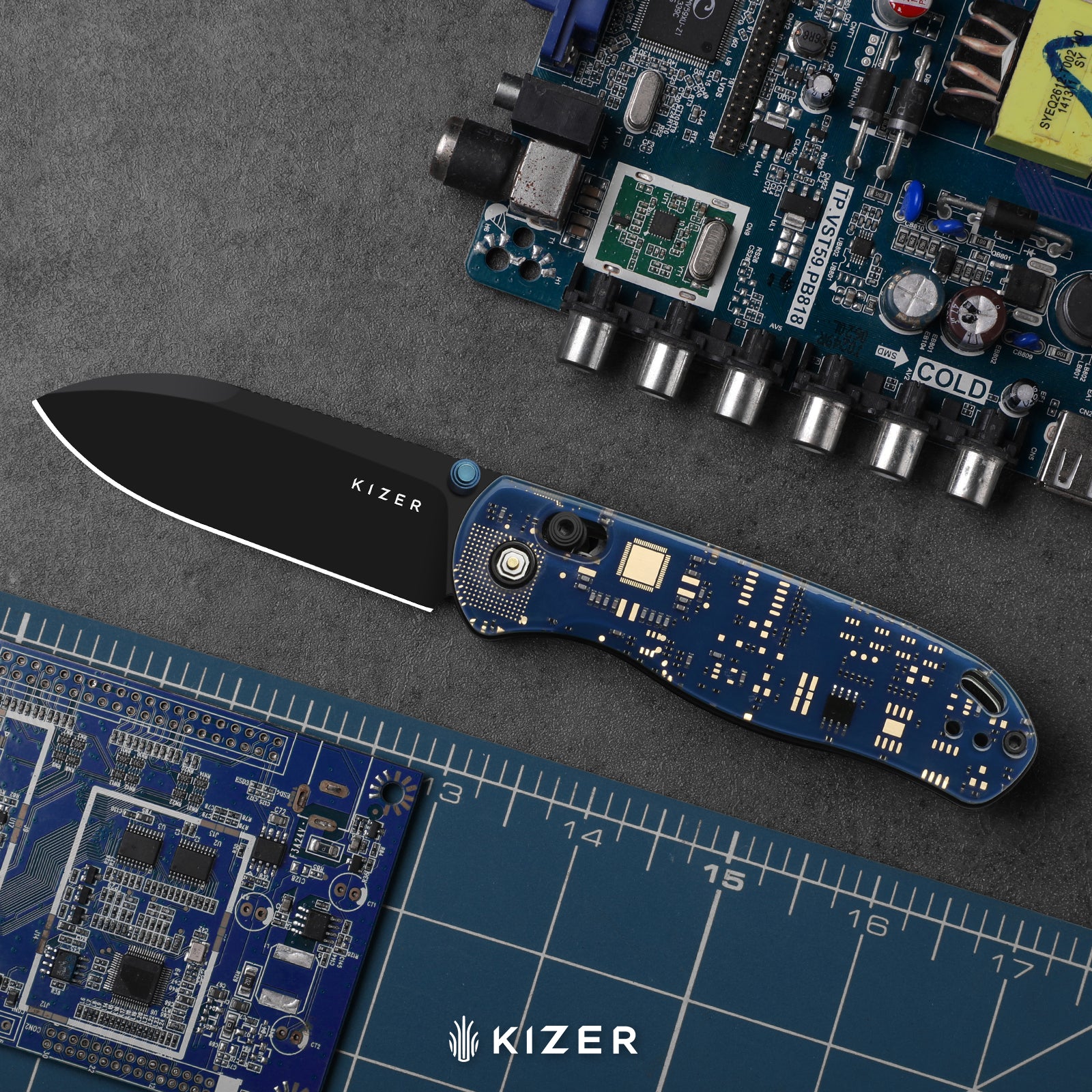 Drop Bear® PCB | Kizer Clutch Lock™ | 154CM | Resin & PCB | Black PVD Coating | KizerV™ 3619A22