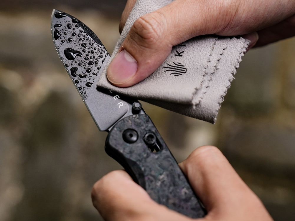 Drop Bear® | Kizer Clutch Lock™ | S35VN | Fatcarbon | KizerB™ 3619A4