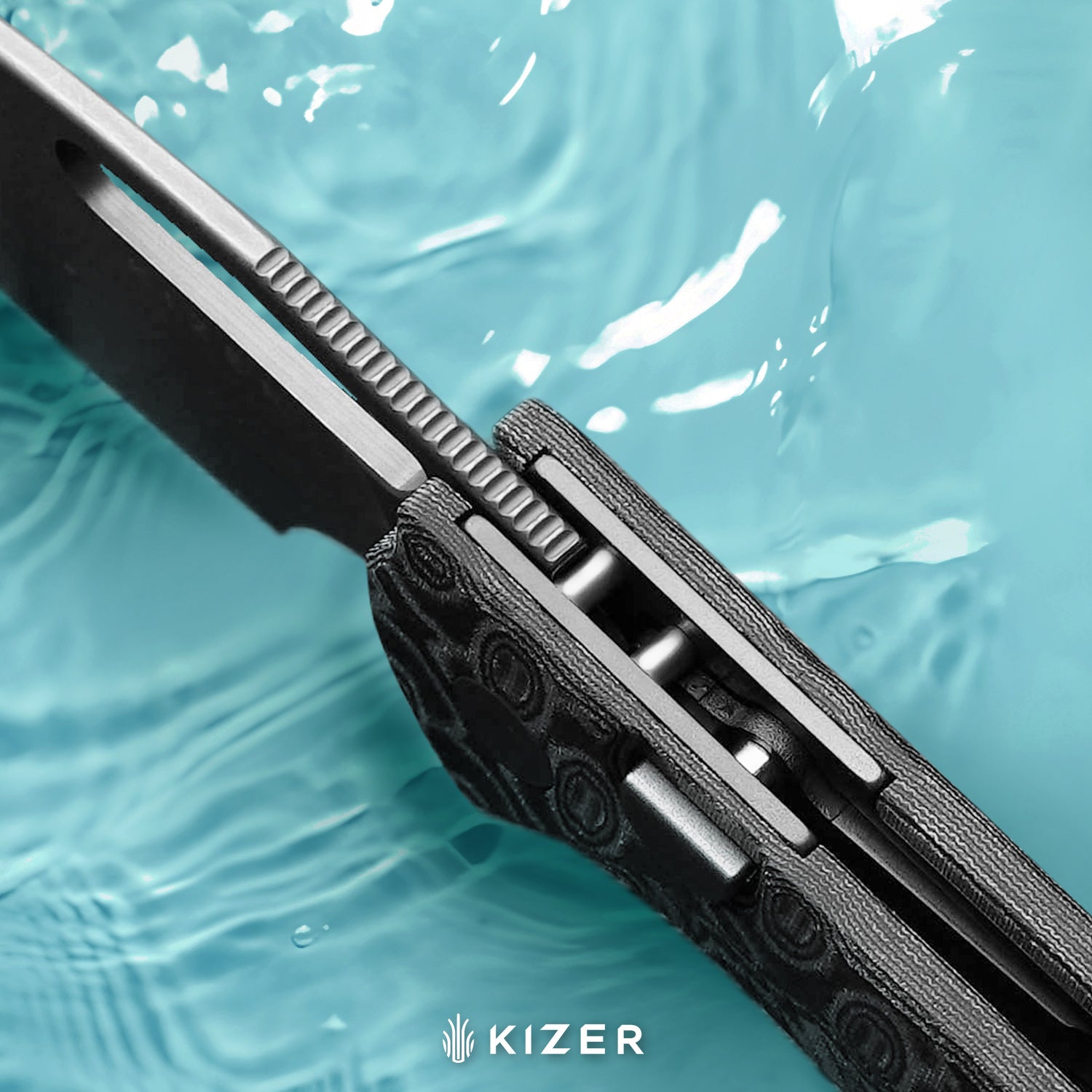 Masu | Kizer Button Liner Lock™ | GID Blue G10 | 14C28N | Vortex Pattern Micarta | KizerV™ 3697A2