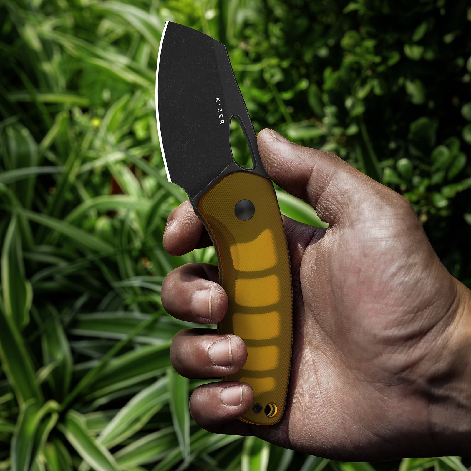 Hornet | Bee Belly Hollowed-out Handle | 14C28N | Fixed Blade | KizerV™ 1074A2