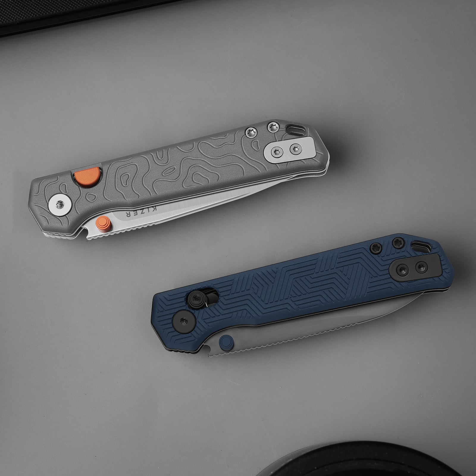Begleiter 2.9 | Kizer Clutch Lock™ | Norplex UltreX™ Micarta | Damascus | KizerV™ 3458.2CDA2