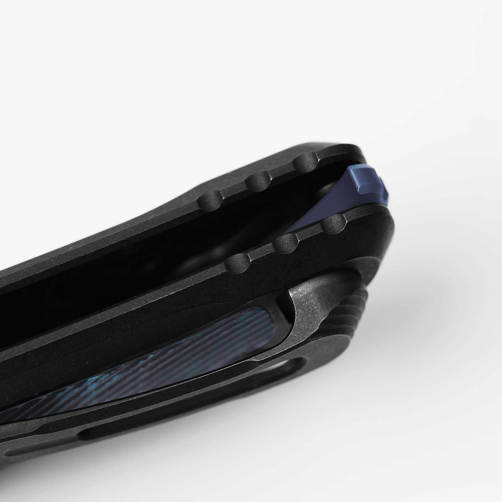 Mithril | KineticFit™ Button Lock | M390 + DLC Ultra + Hand-Brushed | Titanium (DLC Ultra) & Fat Carbon | Exquisite Light | KizerX® FK08A2