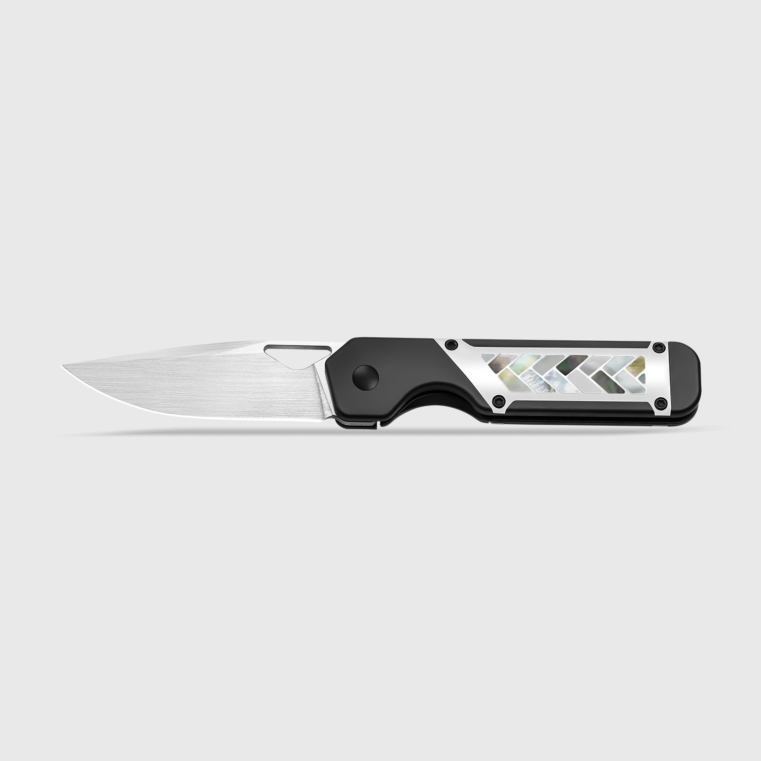 Militaw® | M390 | Titanium & Mother of pearl | Limited 25pcs | Exclusive | KizerB™ 3634A7