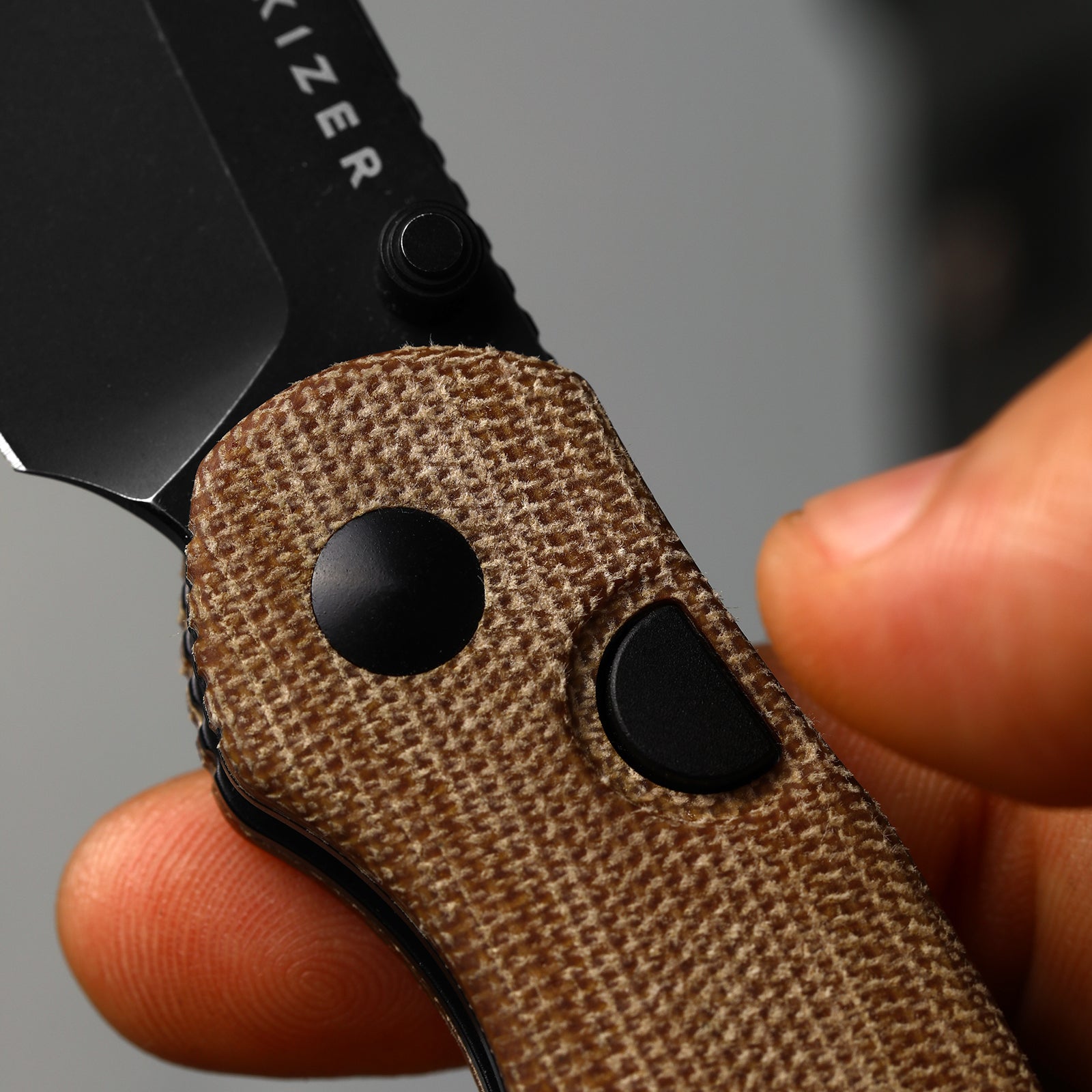 Phoca BD | Kizer Button Liner Lock™ | 14C28N | Aluminum | KizerV™ 3781BDA2