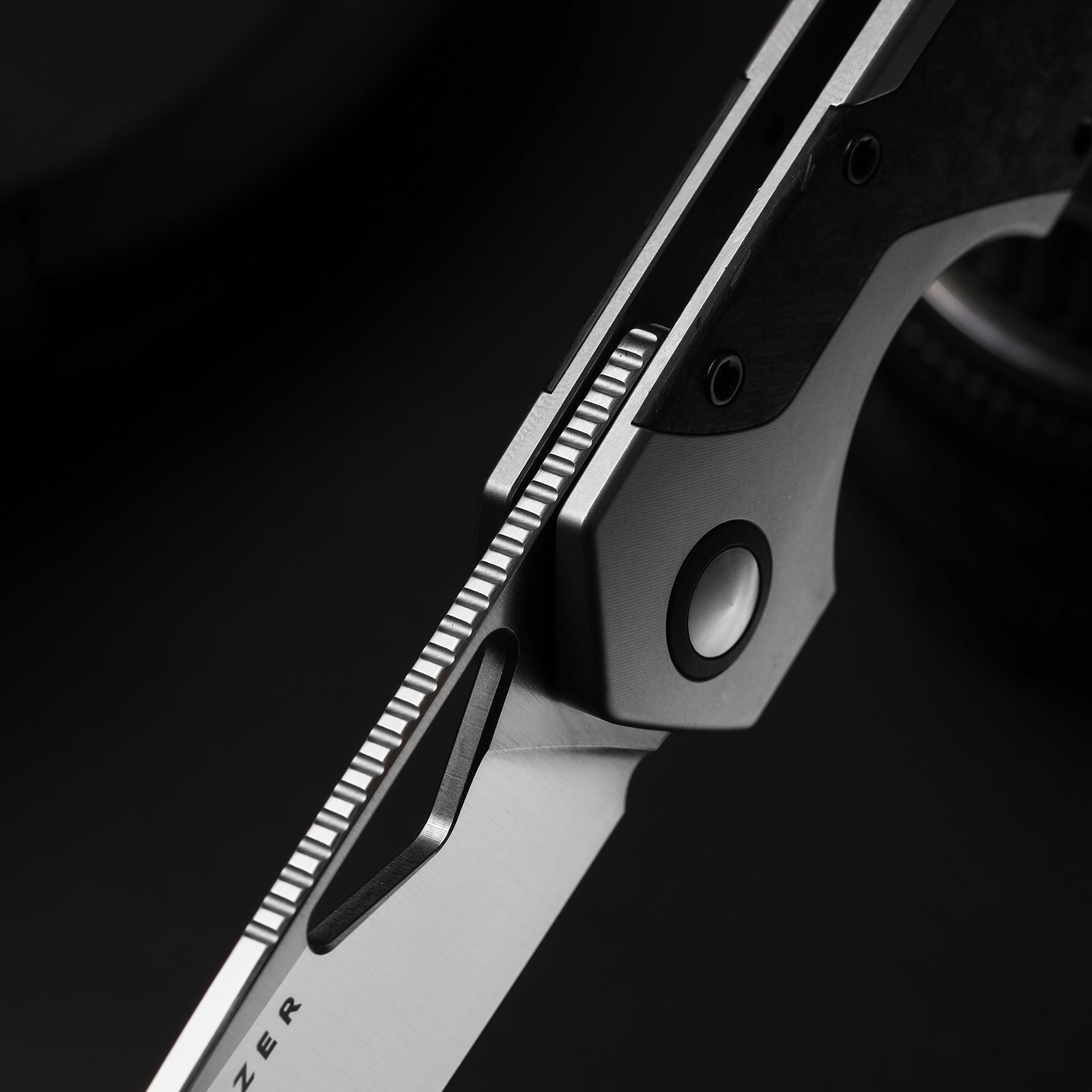 Serpentine | Jonathan Styles | Elmax | Thumb Hole & Front Flipper | Frame Lock | KizerB™ 3759FDA1
