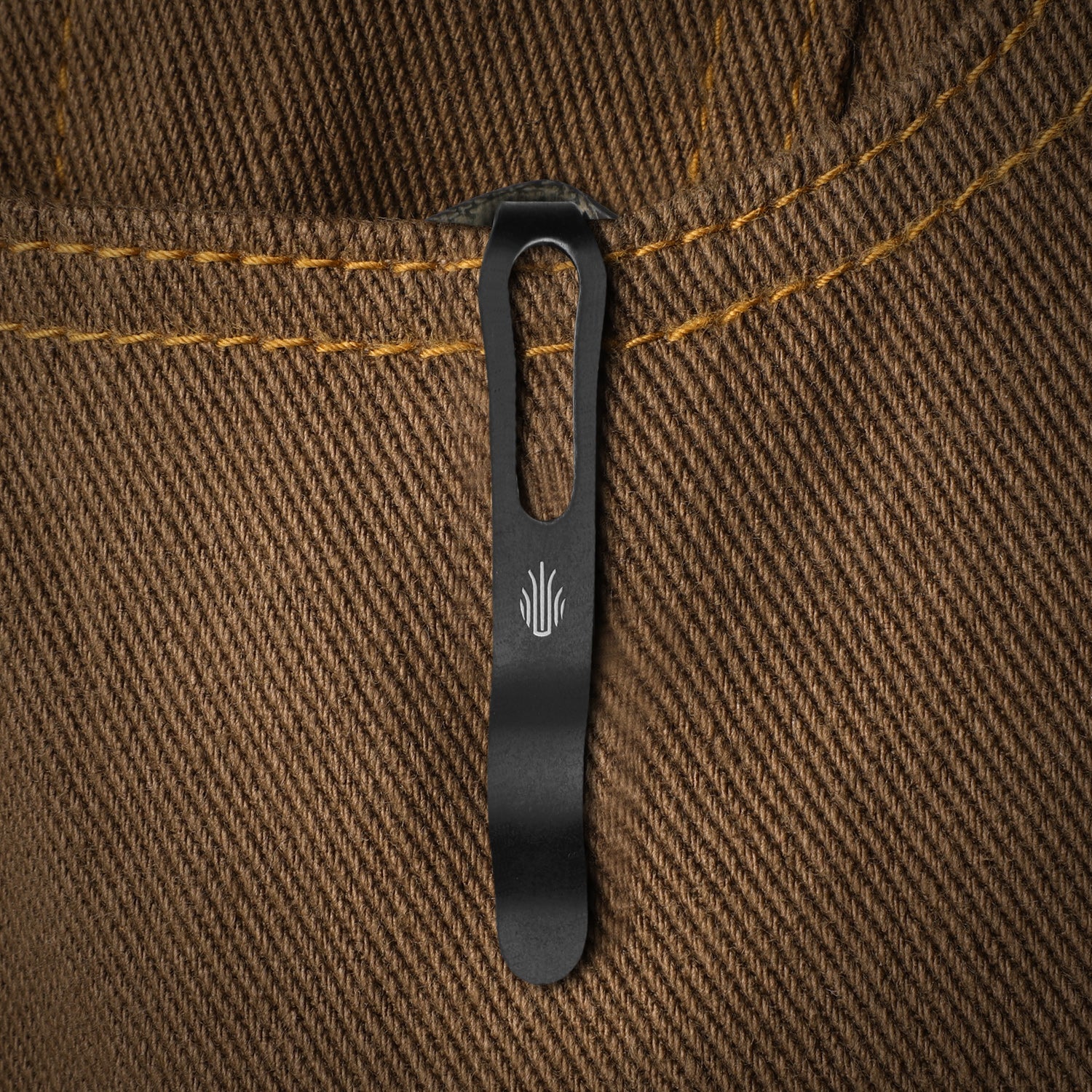 T1 CD | Kizer Clutch Lock™ | Norplex UltreX™ Micarta | KizerV™ 3490.2CA1