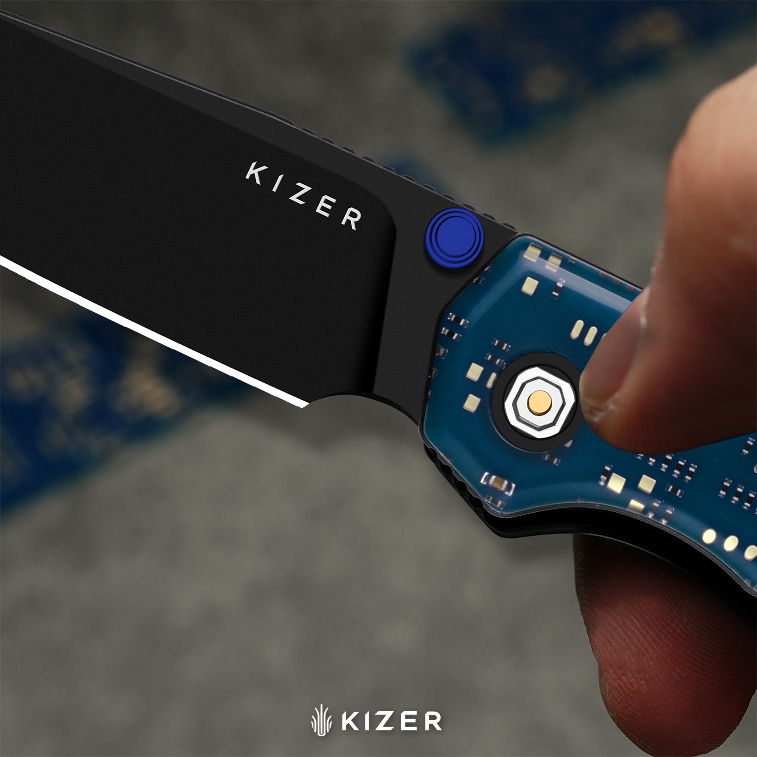 Begleiter PCB | Kizer Button Liner Lock™ | BD1N | Resin & PCB | Black PVD Coating | KizerV™ 3458.2BDA6