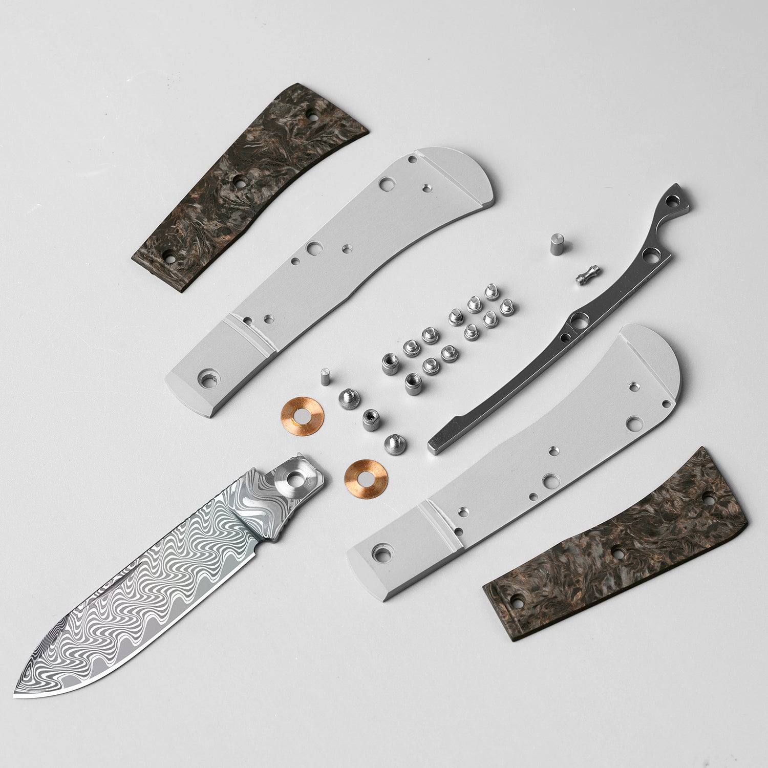 Trestle D With Pac-Bar | Rainbow Damascus | Aluminum & Fat Carbon | Slip Joint | KizerV™ 3760A4