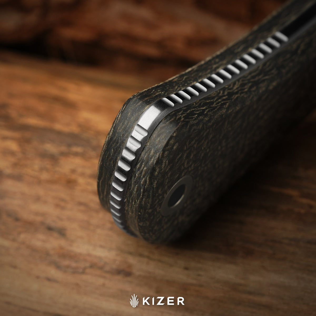 Field Guide | Trailing Point | AEB-L | Black PVD Coating & Stonewash | Norplex UltreX™ G10 | KizerV™ 1117A2