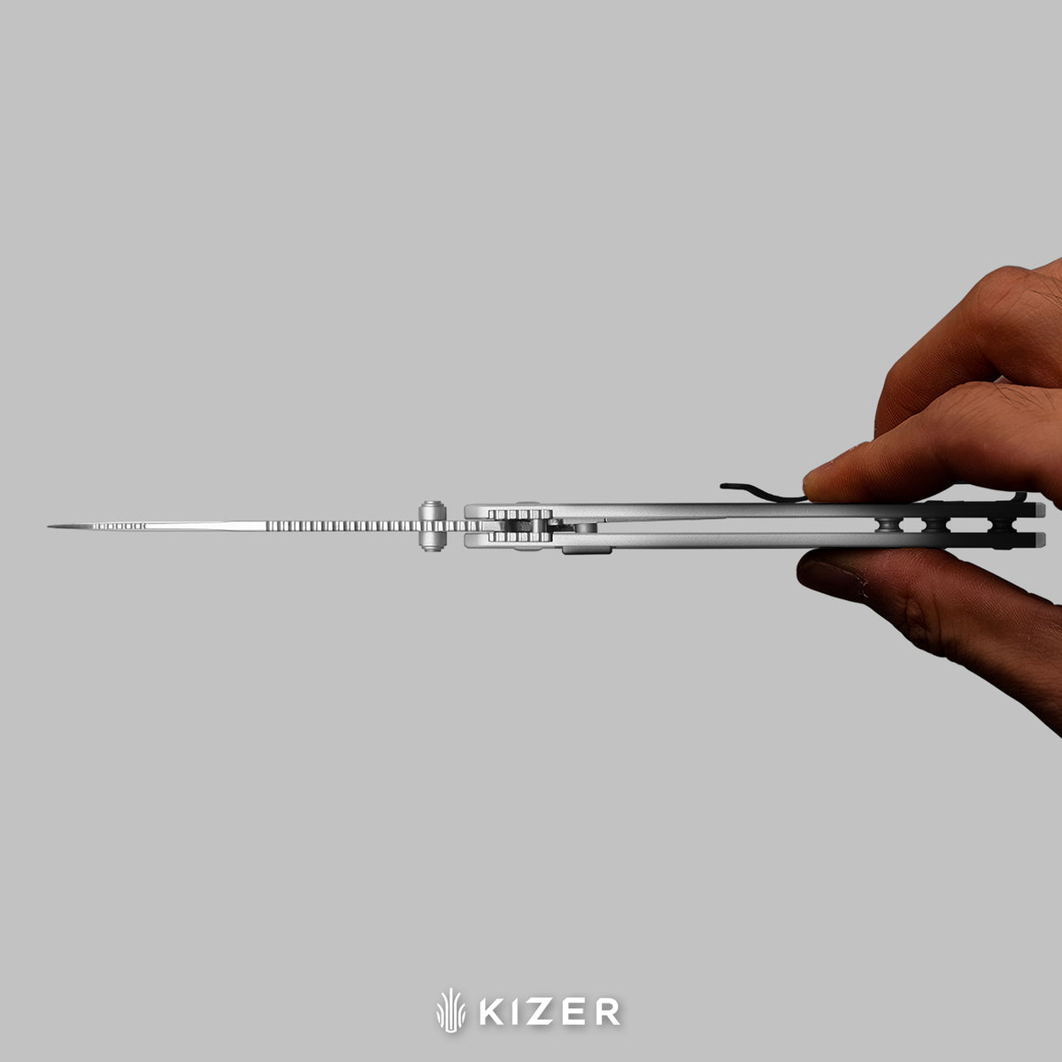 Drop Bear 292 AirTi | Kizer Button Liner Lock™ | M390 + Gray PVD Coating | Black Milled Aluminum | KizerB™ 3619.292BD3