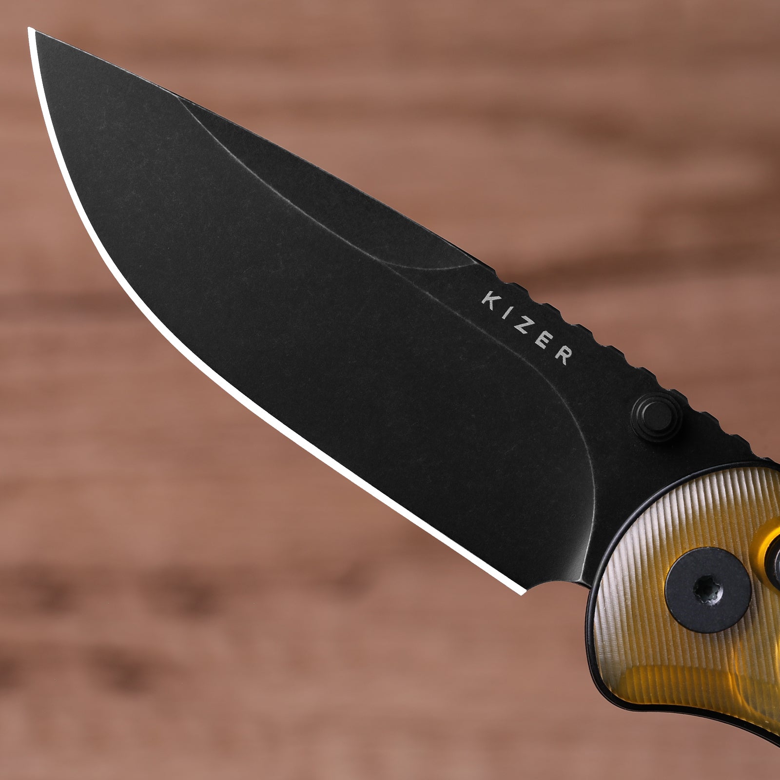 Buddy II | Kizer Clutch Lock™ | PEI | AEB-L PVD Coating & Stonewashed | KizerV™ 3790A1
