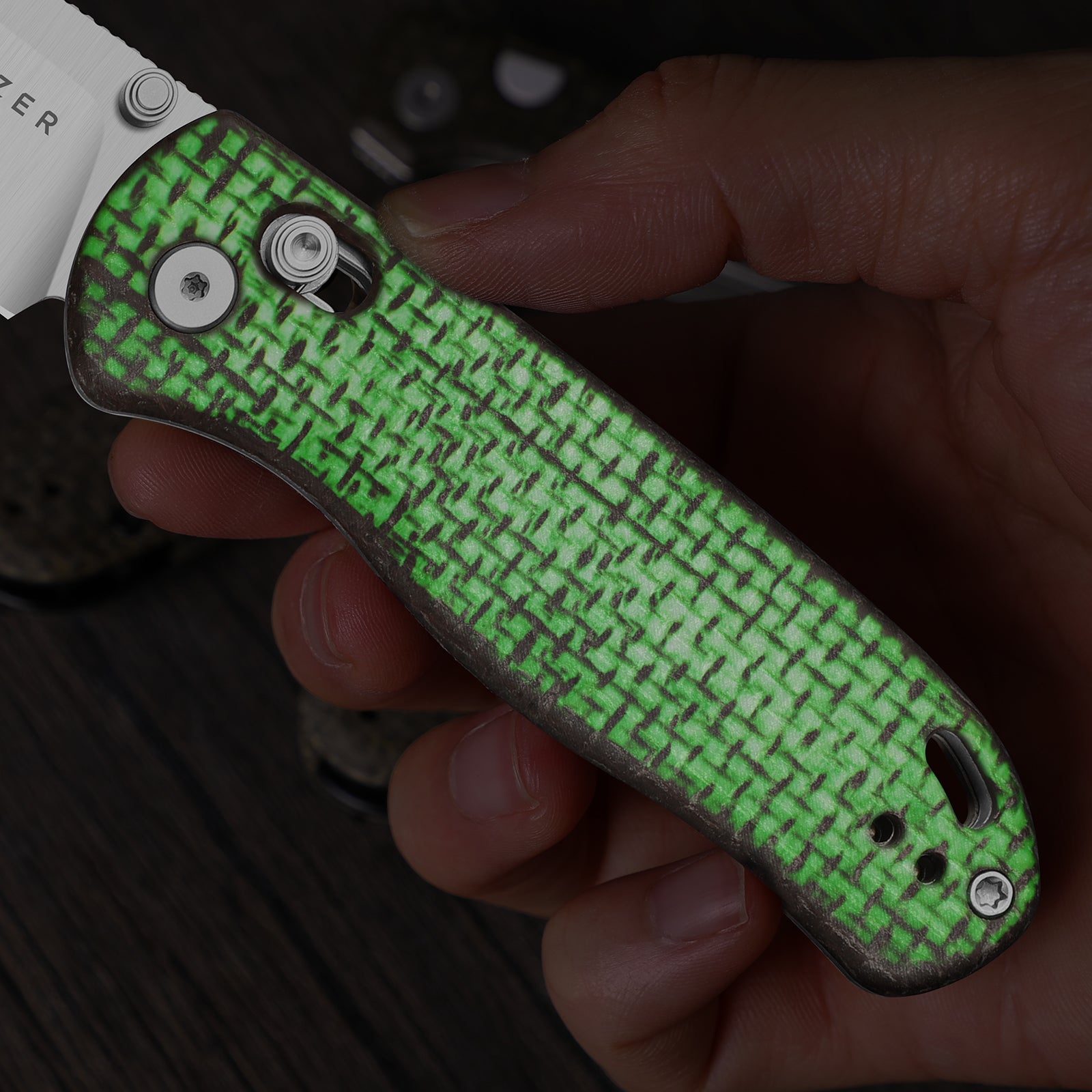 Drop Bear® | GID Canvas Micarta Handle | Kizer Clutch Lock™ | Nitro-V | KizerV™ 3619A19