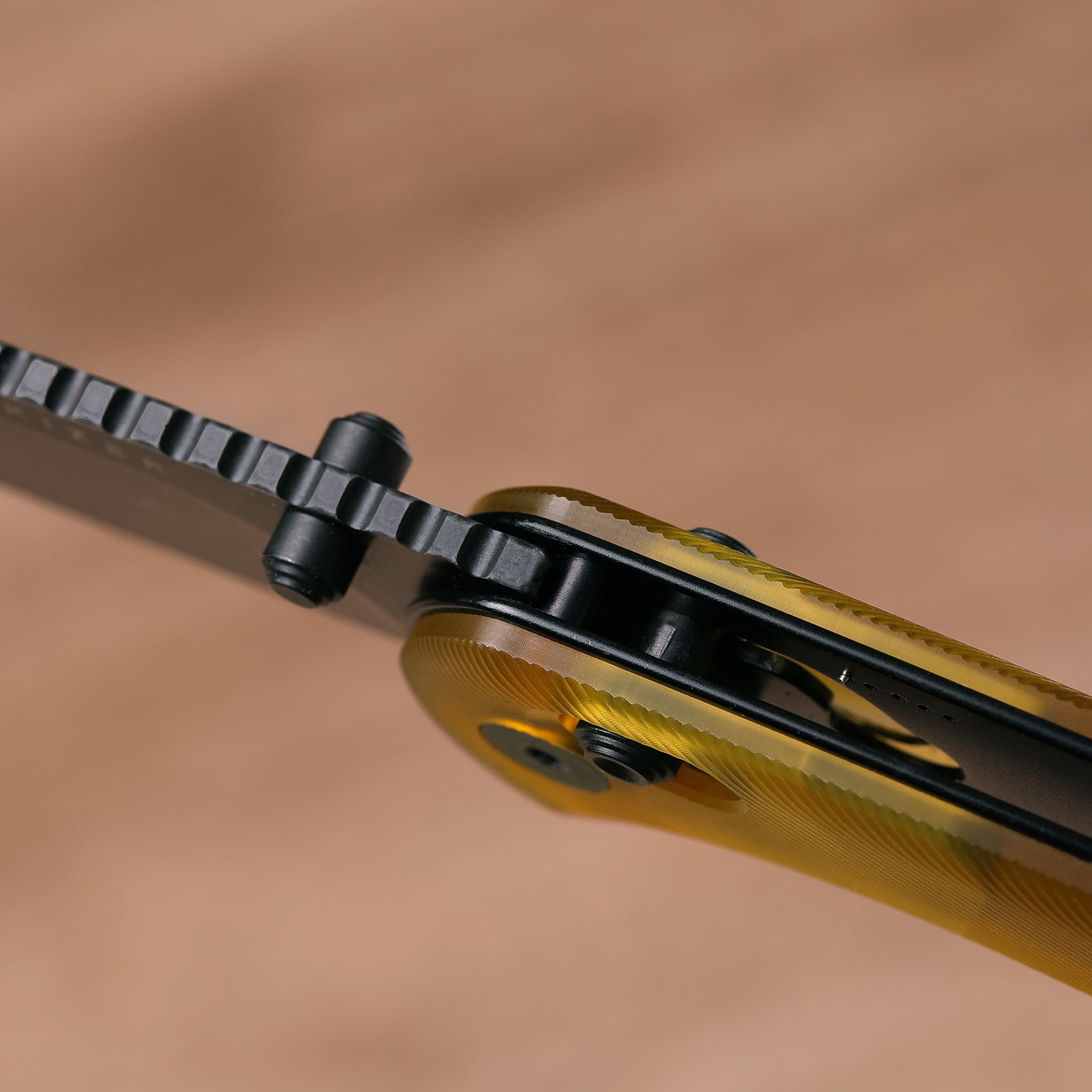 Buddy II | Kizer Clutch Lock™ | PEI | AEB-L PVD Coating & Stonewashed | KizerV™ 3790A1