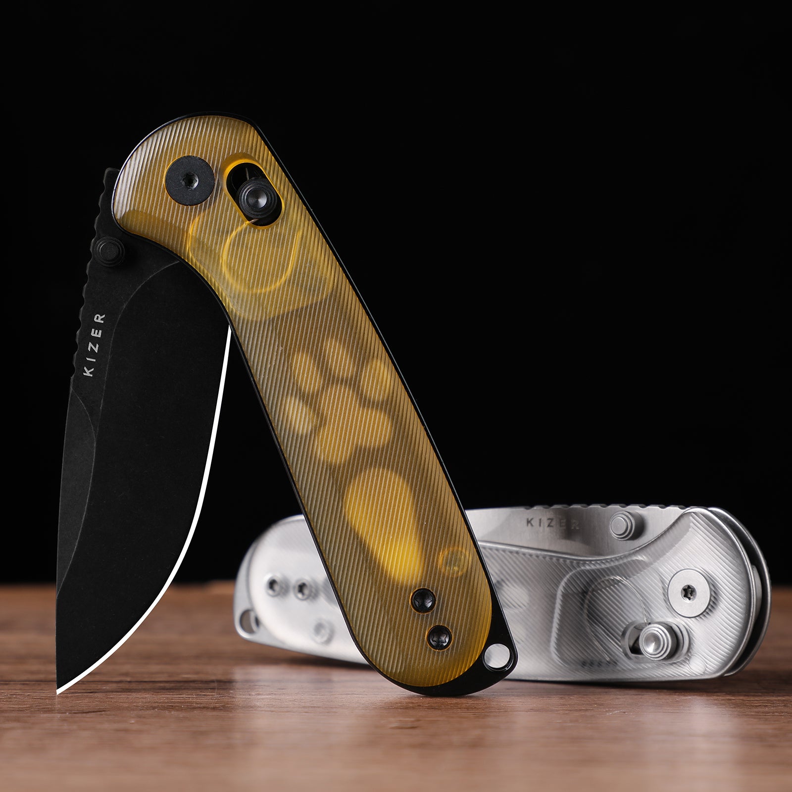 Buddy II | Kizer Clutch Lock™ | PEI | AEB-L PVD Coating & Stonewashed | KizerV™ 3790A1
