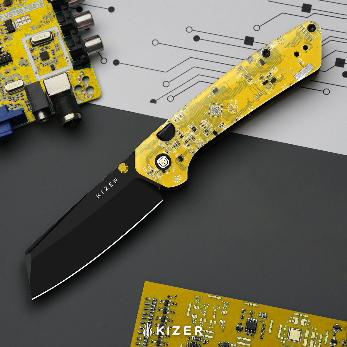 Begleiter PCB | Kizer Button Liner Lock™ | BD1N | Resin & PCB | Black PVD Coating | KizerV™ 3458.2BDA7